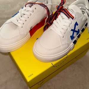 Off White Sneakers